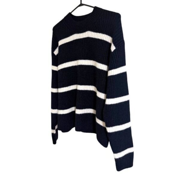 NWOT H&M Rib-Knit Sweater - Picture 3 of 6